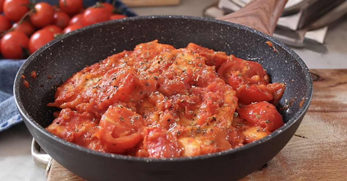 Poulet sauce tomate à la poêle