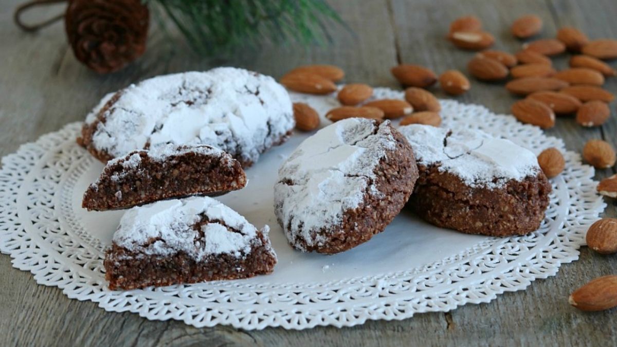 Biscuits au chocolat de Noël aux amandes