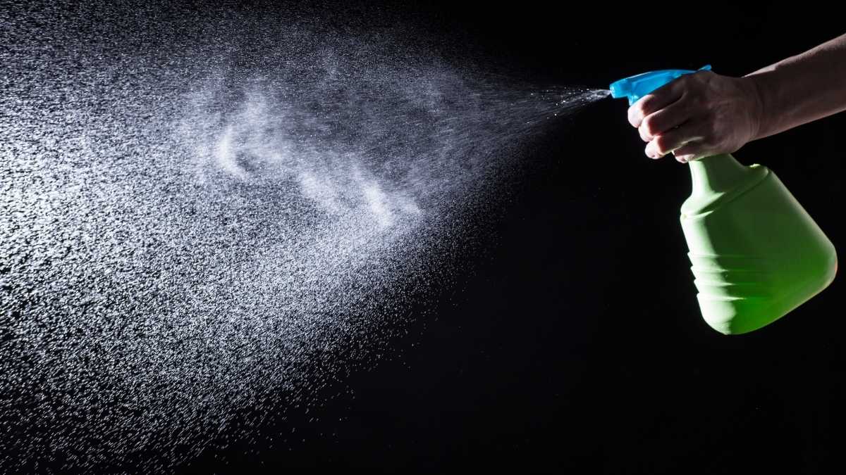 Spray anti-poussière : la meilleure astuce pour lutter contre la poussière