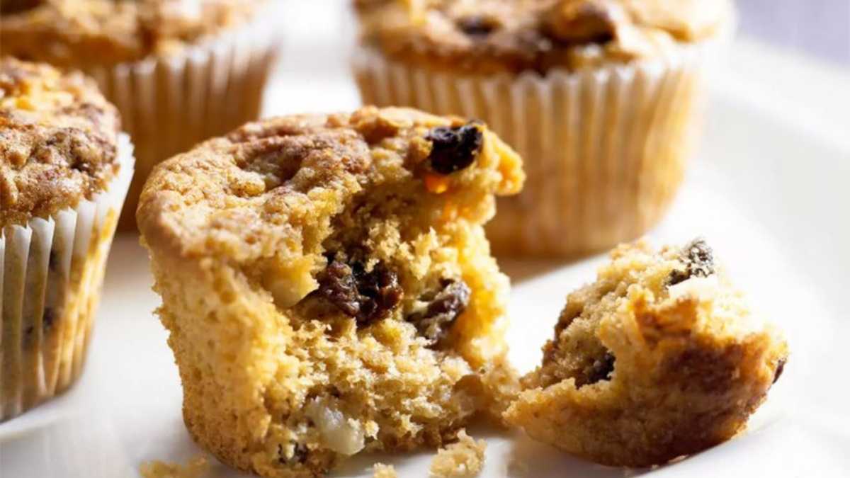 Muffins aux pommes raisins secs et cannelle