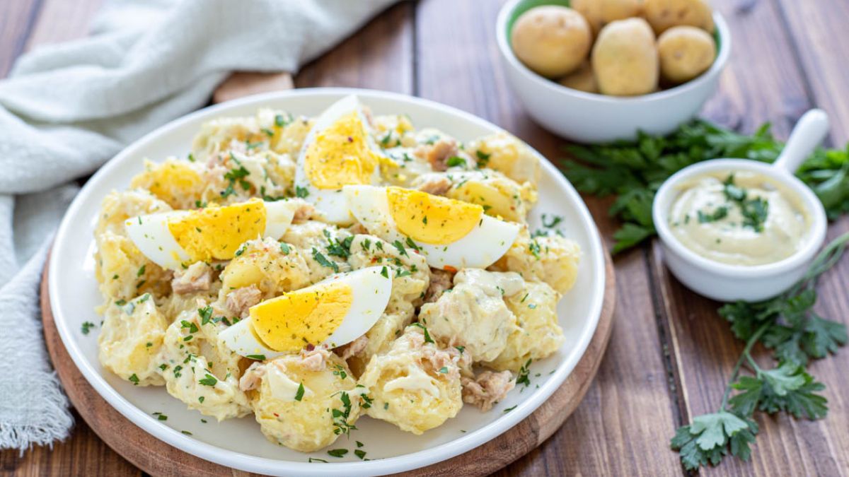 Pommes de terre au thon et aux œufs durs – recette facile d’été