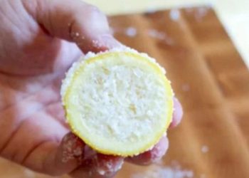 Coupez du citron et mettez-y du sel ! Le résultat obtenu ne vous laissera pas indifférent