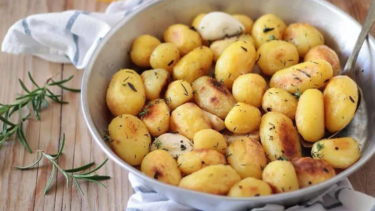 Pommes de terre grenaille rôties au four – recette rapide et facile