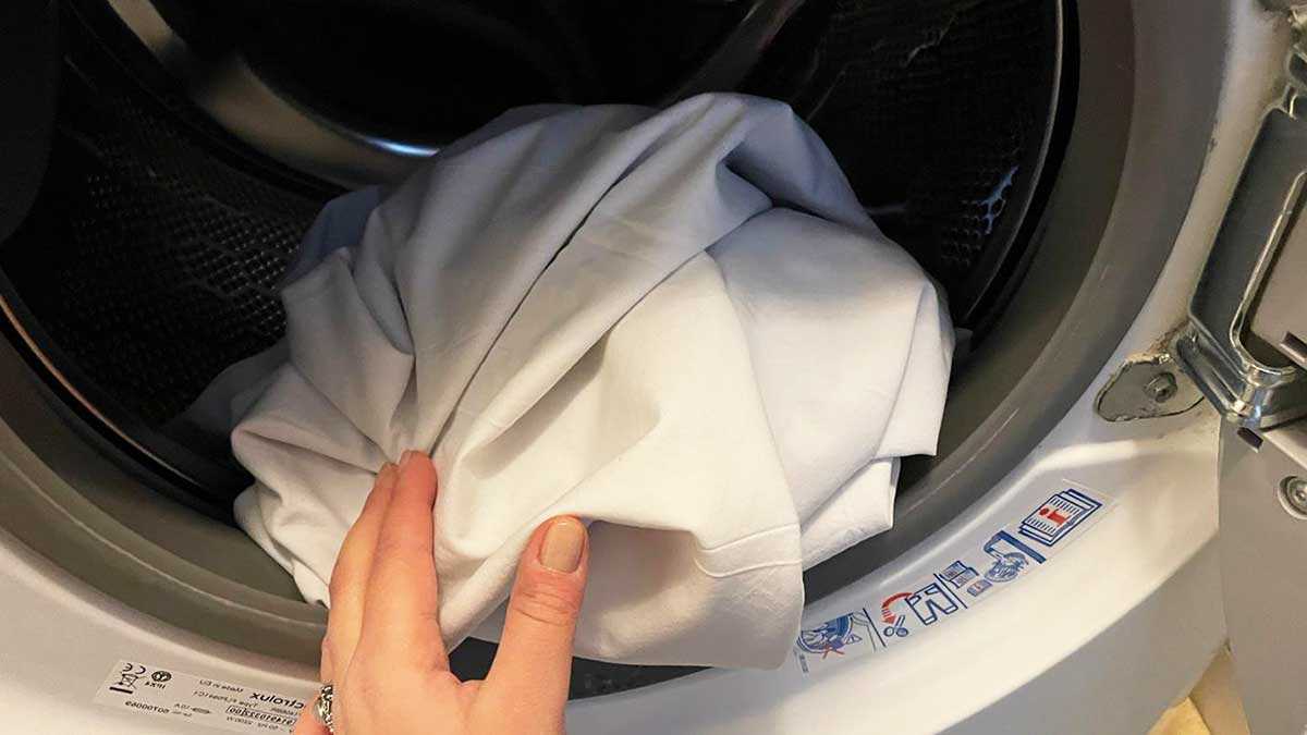 Comment empêcher les draps de se froisser dans la machine à laver et le sèche-linge ?