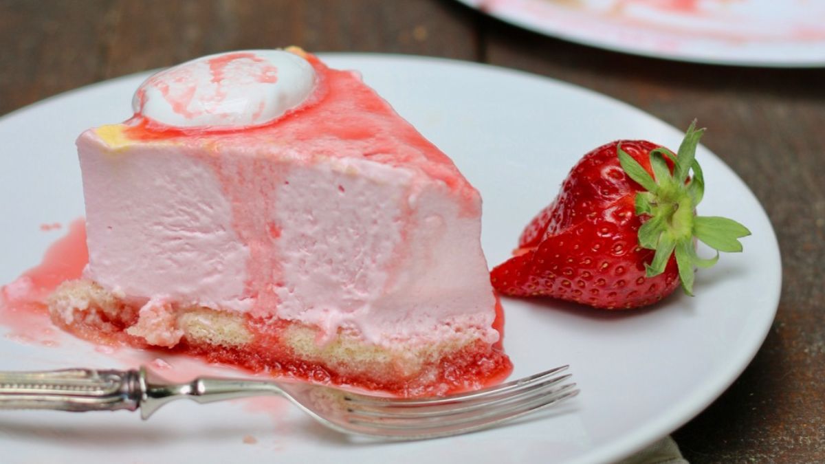 cheesecake aux fraises, biscuits à la cuillère et mascarpone